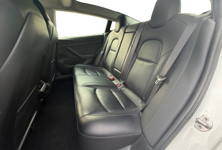 Tesla Model 3 STANDARD PLUS / 275 CH 