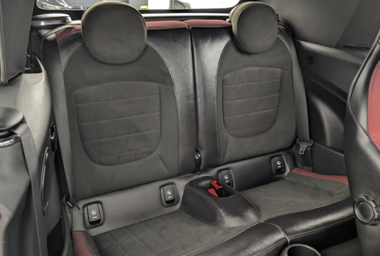 Mini MINI CABRIOLET F57 231 CH JOHN COOPER WORKS BVA6 FINITION JCW EXCLUSIVE DESIGN