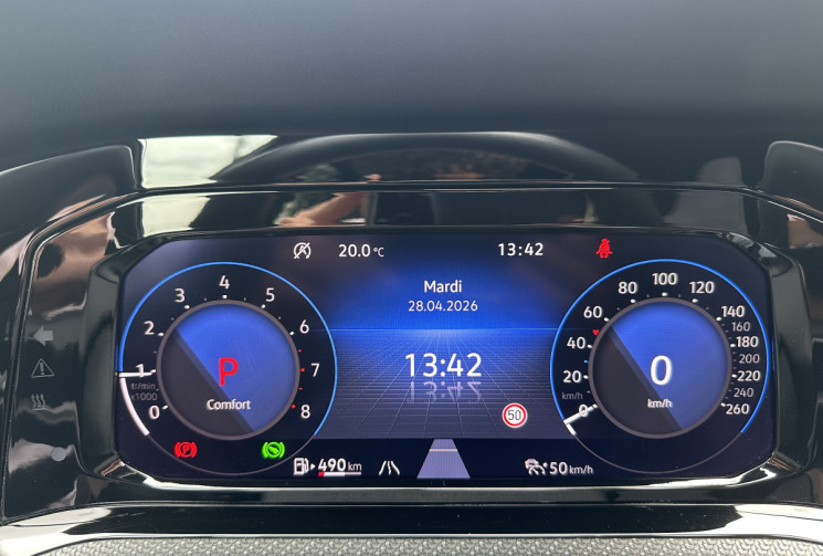 Volkswagen Golf 8 1.5 e-TSI OPF 150 R-Line DSG7 * TOIT OUVRANT * ATTELAGE * GARANTIE 6 MOIS