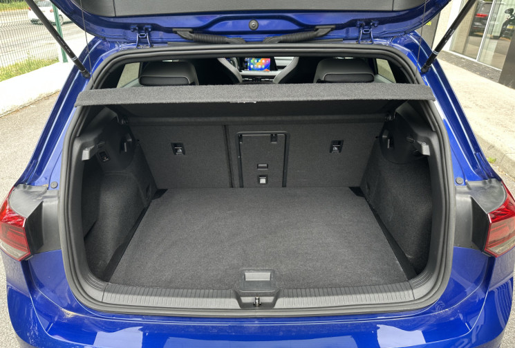 Volkswagen Golf 8 1.5 e-TSI OPF 150 R-Line DSG7 * TOIT OUVRANT * ATTELAGE * GARANTIE 6 MOIS