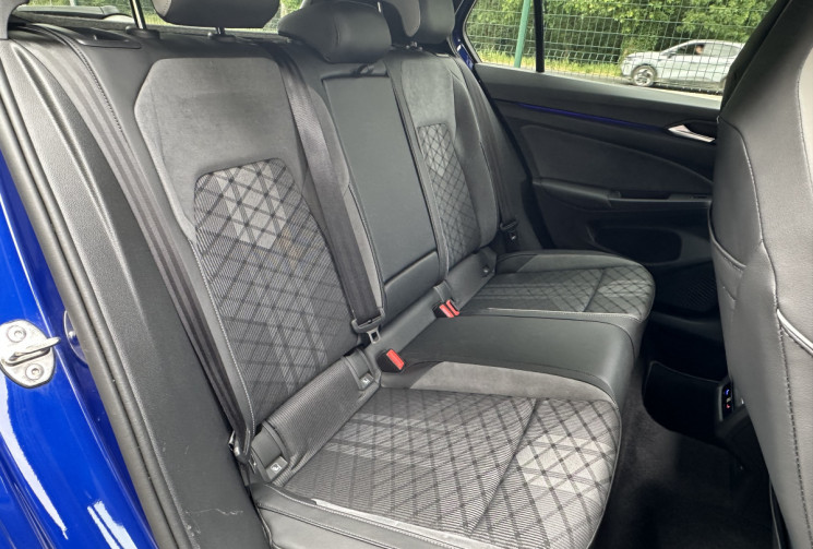 Volkswagen Golf 8 1.5 e-TSI OPF 150 R-Line DSG7 * TOIT OUVRANT * ATTELAGE * GARANTIE 6 MOIS