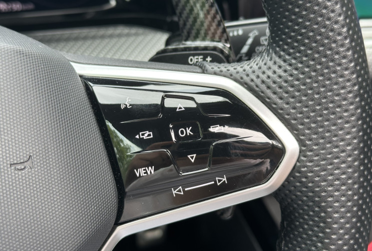 Volkswagen Golf 8 1.5 e-TSI OPF 150 R-Line DSG7 * TOIT OUVRANT * ATTELAGE * GARANTIE 6 MOIS