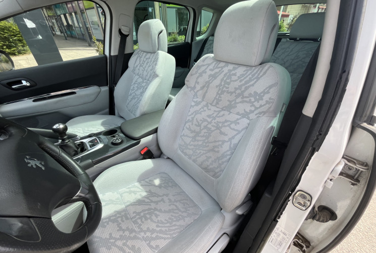 Peugeot 3008 I 1.6 THP 16V 156 cv