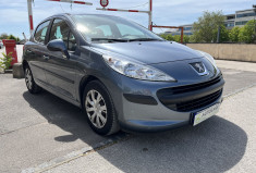 Peugeot 207 5 portes 1.4 e 16V 90cv