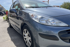 Peugeot 207 5 portes 1.4 e 16V 90cv