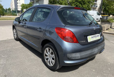 Peugeot 207 5 portes 1.4 e 16V 90cv