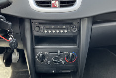 Peugeot 207 5 portes 1.4 e 16V 90cv