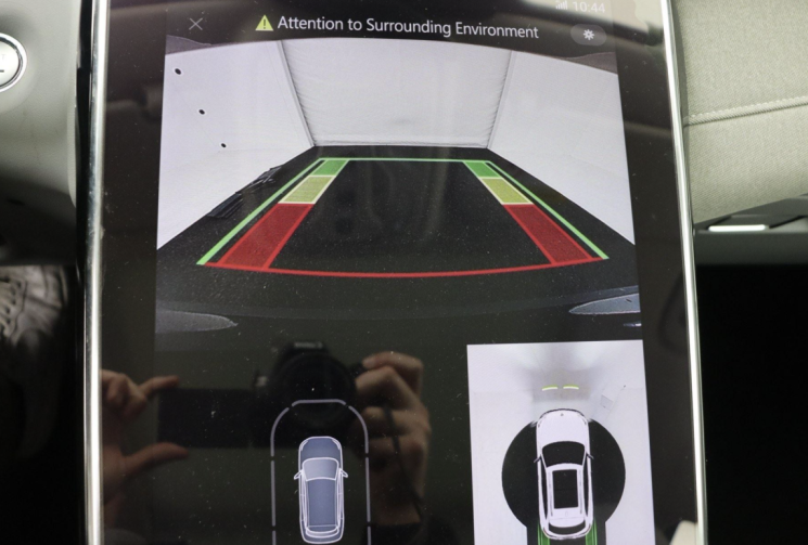 MG Marvel R Luxury EV 70 kWh RWD