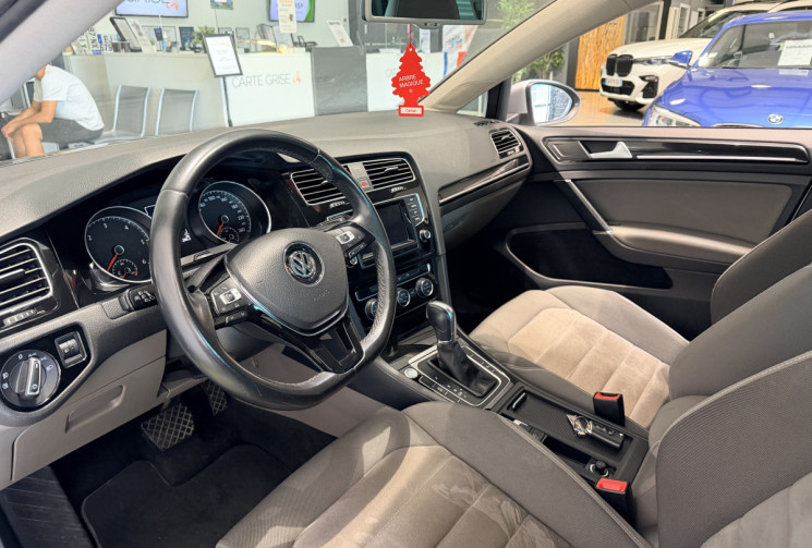 Volkswagen Golf 1.6 TDI 105 ch BlueMotion Carat DSG