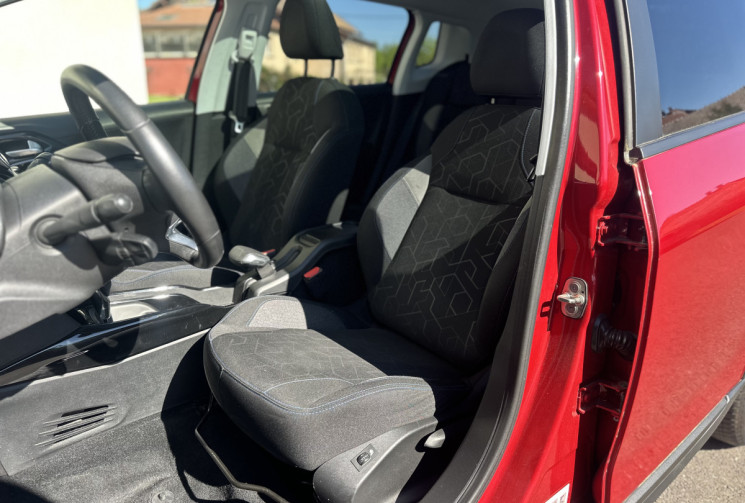 Peugeot 2008 1.2 i EAT6 S&S 130 cv Boîte auto SIGNATURE