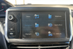 Peugeot 2008 1.2 i EAT6 S&S 130 cv Boîte auto SIGNATURE