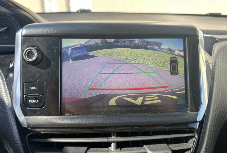 Peugeot 2008 1.2 i EAT6 S&S 130 cv Boîte auto SIGNATURE