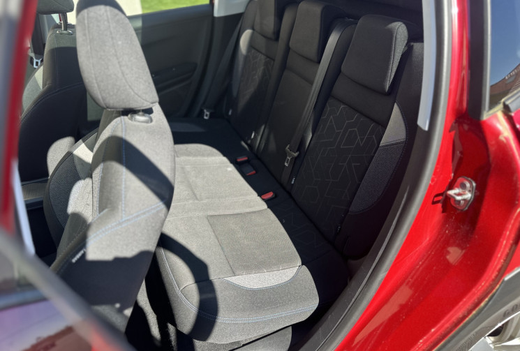 Peugeot 2008 1.2 i EAT6 S&S 130 cv Boîte auto SIGNATURE