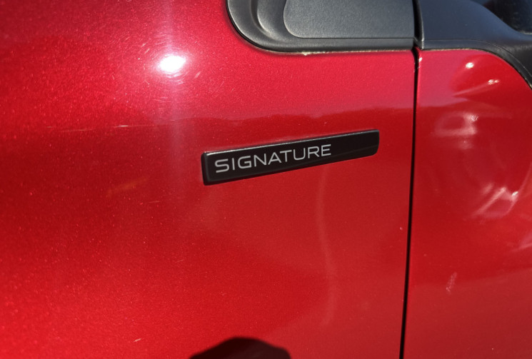 Peugeot 2008 1.2 i EAT6 S&S 130 cv Boîte auto SIGNATURE