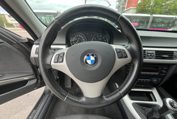 BMW SERIE 3 TOURING 325xi 2.5 i 218cv