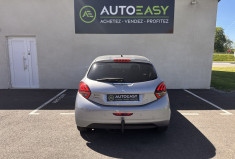 Peugeot 208 Phase 2 5 Portes 1.2 i S&S 82 cv SIGNATURE