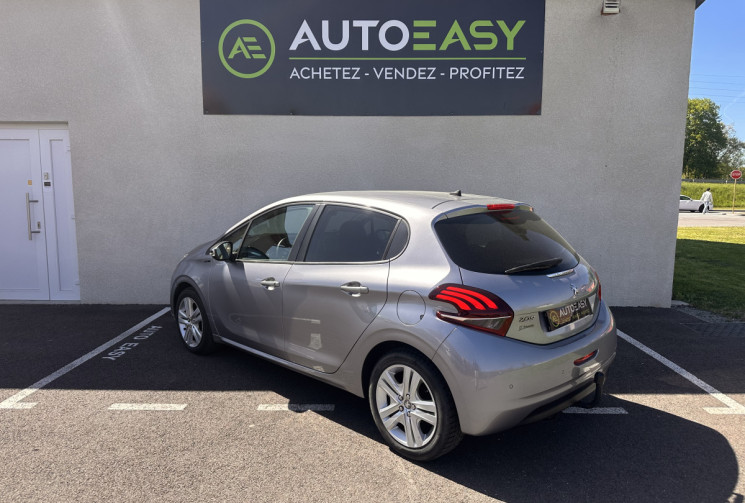 Peugeot 208 Phase 2 5 Portes 1.2 i S&S 82 cv SIGNATURE