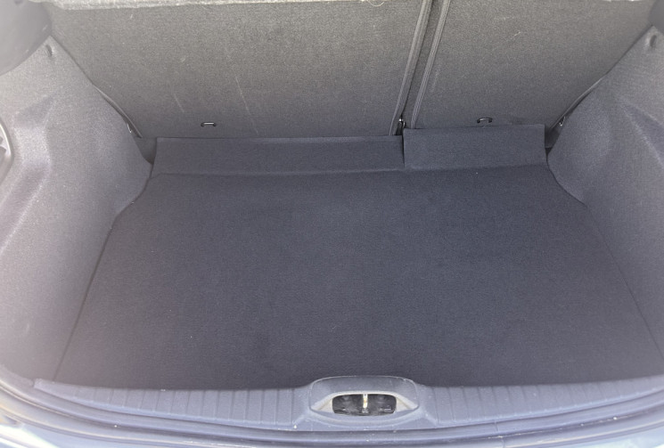 Peugeot 208 Phase 2 5 Portes 1.2 i S&S 82 cv SIGNATURE