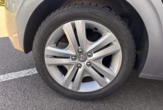 Peugeot 208 Phase 2 5 Portes 1.2 i S&S 82 cv SIGNATURE