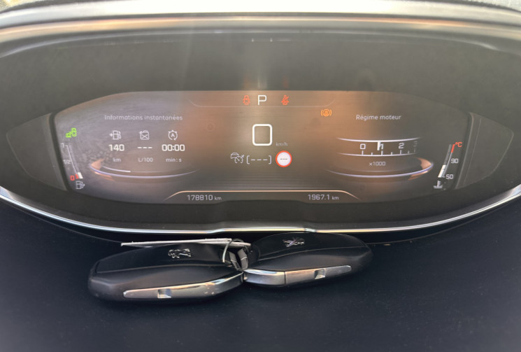 Peugeot 5008 2.0 BlueHDi EAT8 S&S 180 cv Boîte auto GT 7 PLACES