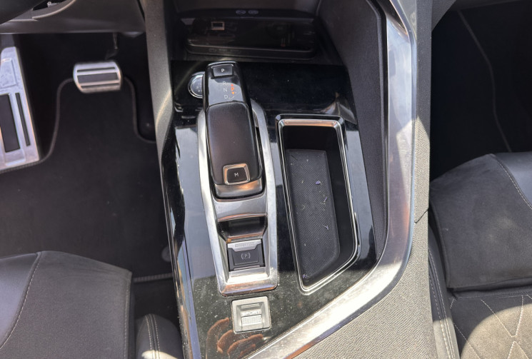 Peugeot 5008 2.0 BlueHDi EAT8 S&S 180 cv Boîte auto GT 7 PLACES