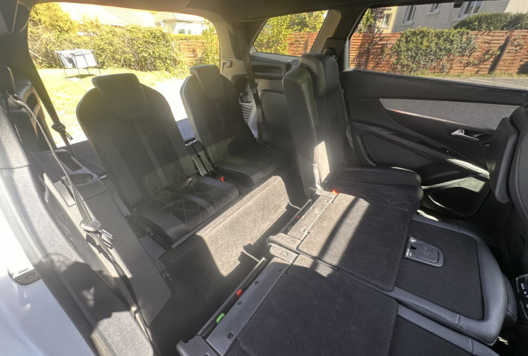 Peugeot 5008 2.0 BlueHDi EAT8 S&S 180 cv Boîte auto GT 7 PLACES