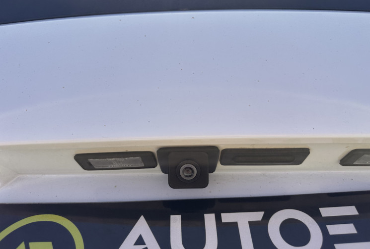 Peugeot 5008 2.0 BlueHDi EAT8 S&S 180 cv Boîte auto GT 7 PLACES