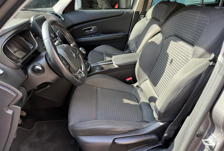 Renault GRAND SCENIC 7 PLACES