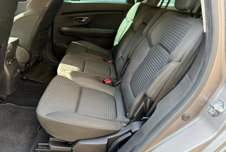 Renault GRAND SCENIC 7 PLACES