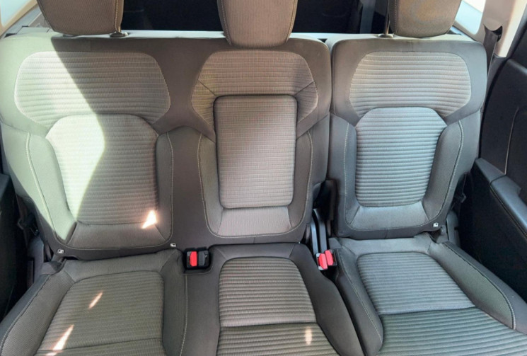 Renault GRAND SCENIC 7 PLACES