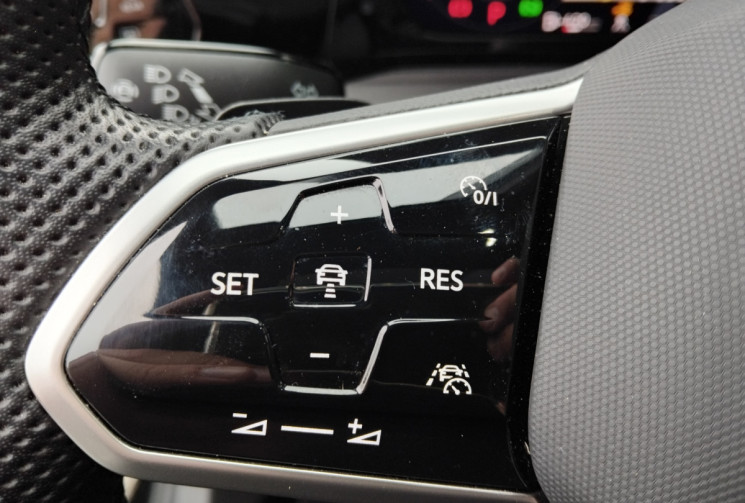 Volkswagen Golf 2.0 TDI SCR 200 DSG7 GTD - Suivi VW - HK