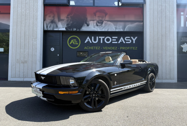 Ford MUSTANG CABRIOLET 4.0 V6 210 SOHC