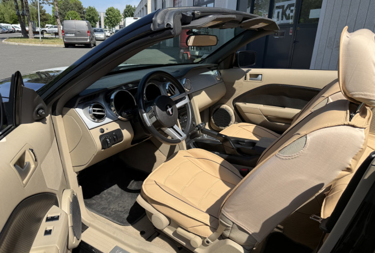 Ford MUSTANG CABRIOLET 4.0 V6 210 SOHC