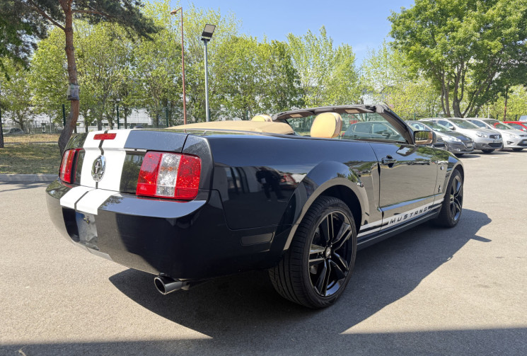 Ford MUSTANG CABRIOLET 4.0 V6 210 SOHC