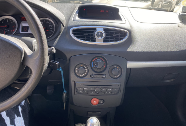 Renault CLIO ESTATE 3 phase 2 1.5 dci 90 ch