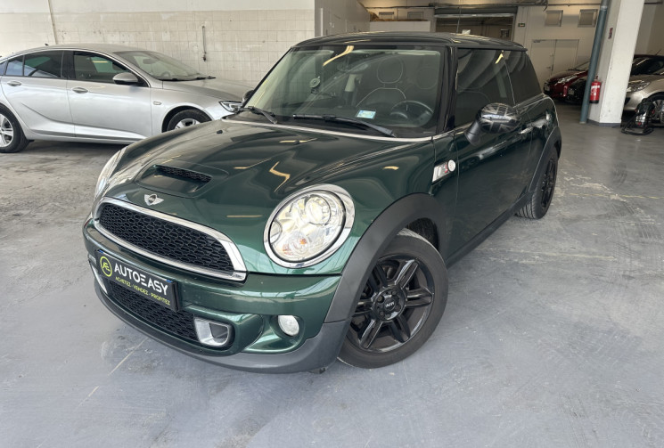 Mini Mini Cooper 2.0 SD 143 / Sièges chauffants / Régulateur