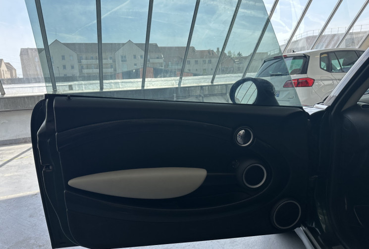 Mini Mini Cooper 2.0 SD 143 / Sièges chauffants / Régulateur