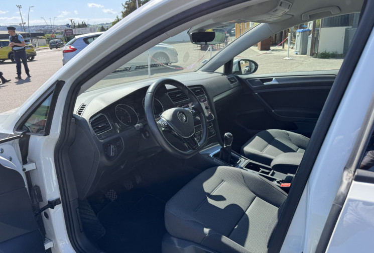 Volkswagen Golf VII 1.4 TSI 125ch BlueMotion First Edition Suivi VW 1er main