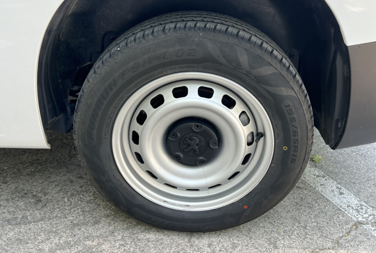 Peugeot Partner 1.2 Puretech 110 M Standard 650 KG / 1ère Main / Carplay / Radars AR 