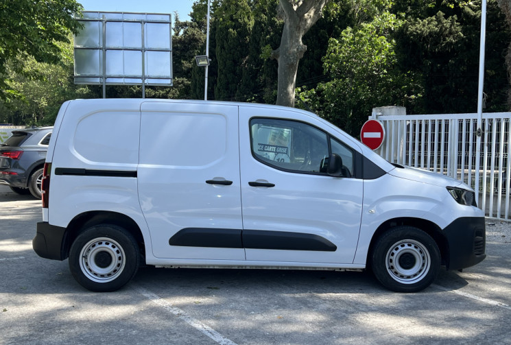 Peugeot Partner 1.2 110 M Standard 650 KG / 1ère Main / Carplay / Radars AR 