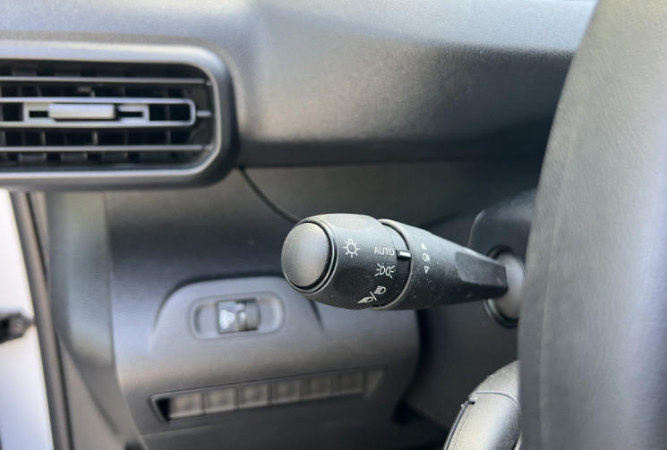 Peugeot Partner 1.2 Puretech 110 M Standard 650 KG / 1ère Main / Carplay / Radars AR 