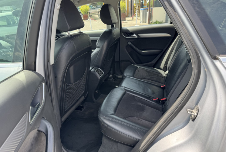 Audi Q3 2l TDI 150 cv S-TRONIC quattro business ( 1ere main, entretien audi complet) 