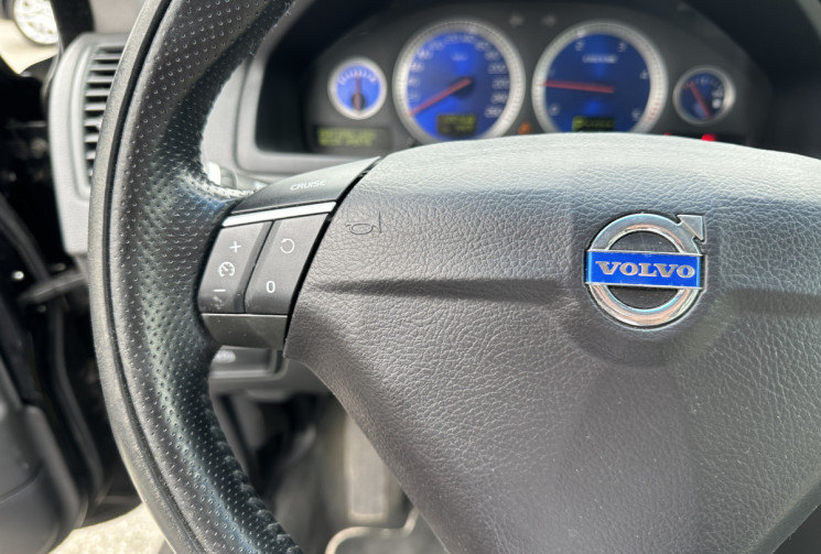 Volvo XC90 I D5 2.4 TDI AWD Geartronic 185 CV BVA R-DESIGN