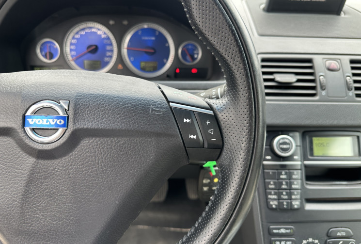 Volvo XC90 I D5 2.4 TDI AWD Geartronic 185 CV BVA