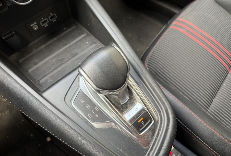 Renault Captur 1.6 E-TECH 145 HYBRID RS LINE * ENTRETIEN RENAULT * CARPLAY * GARANTIE 6 MOIS