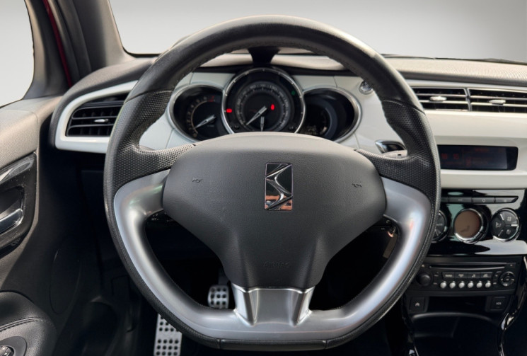Citroën DS3 1.6 THP 155 SPORT CHIC - SUIVI A JOUR