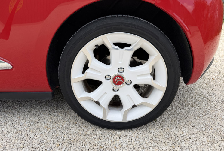 Citroën DS3 1.6 THP 155 SPORT CHIC - SUIVI A JOUR