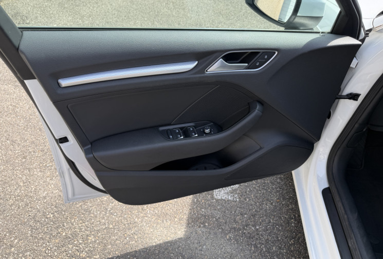 Audi A3 SPORTBACK 2.0 TDI 150 ch Advanced S tronic 6 / Historique intégral / Première main