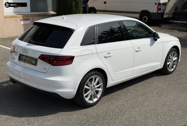 Audi A3 SPORTBACK 2.0 TDI 150 ch Advanced S tronic 6 / Historique intégral / Première main