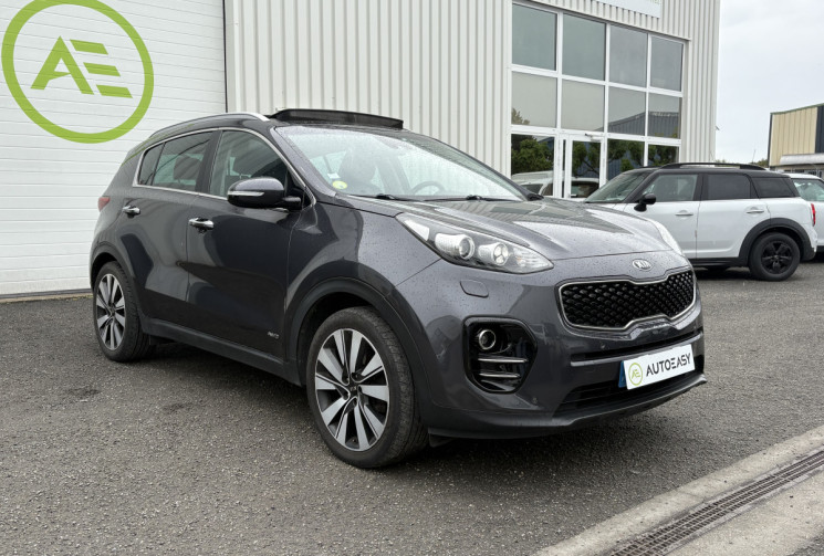 Kia Sportage AWD 2.0 CRDi Premium 136 cv * Toit Ouvrant * Sièges chauffants Av Ar * JBL * Caméra